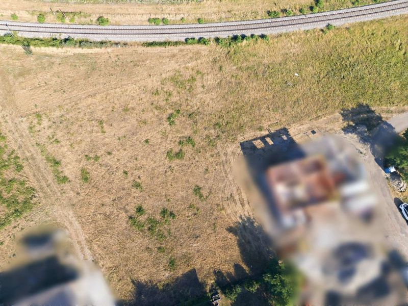 Gro�z�giges Baugrundst�ck mit eigener Zufahrt ? 1.175 m� und bis zu zwei Wohneinheiten /  / 2111&nbsp;Harmannsdorf / Bild 1